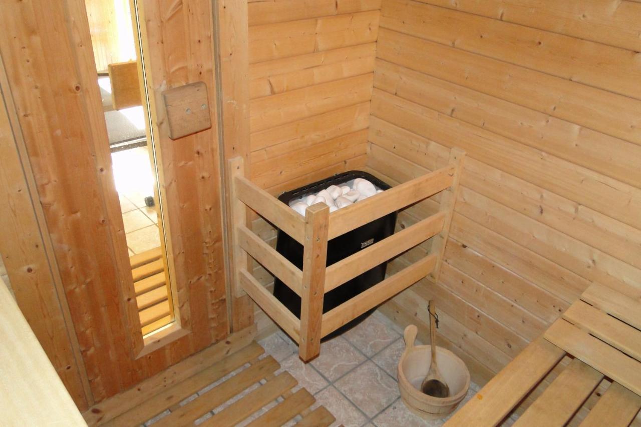 Gite 829 Montagnes Du Jura Avec Spa Et Sauna Classe 3 Etoiles Foncine-le-Haut エクステリア 写真