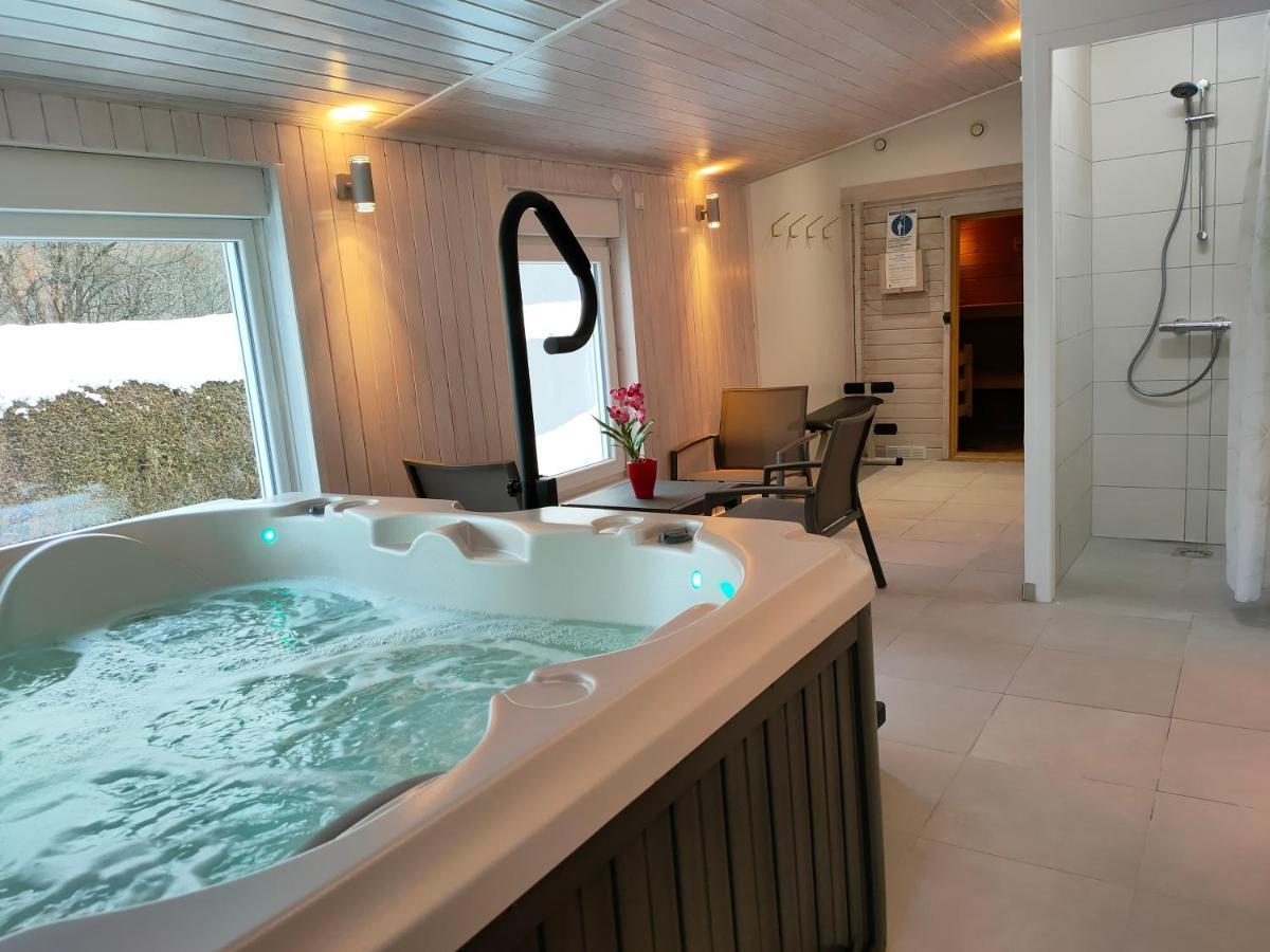 Gite 829 Montagnes Du Jura Avec Spa Et Sauna Classe 3 Etoiles Foncine-le-Haut エクステリア 写真